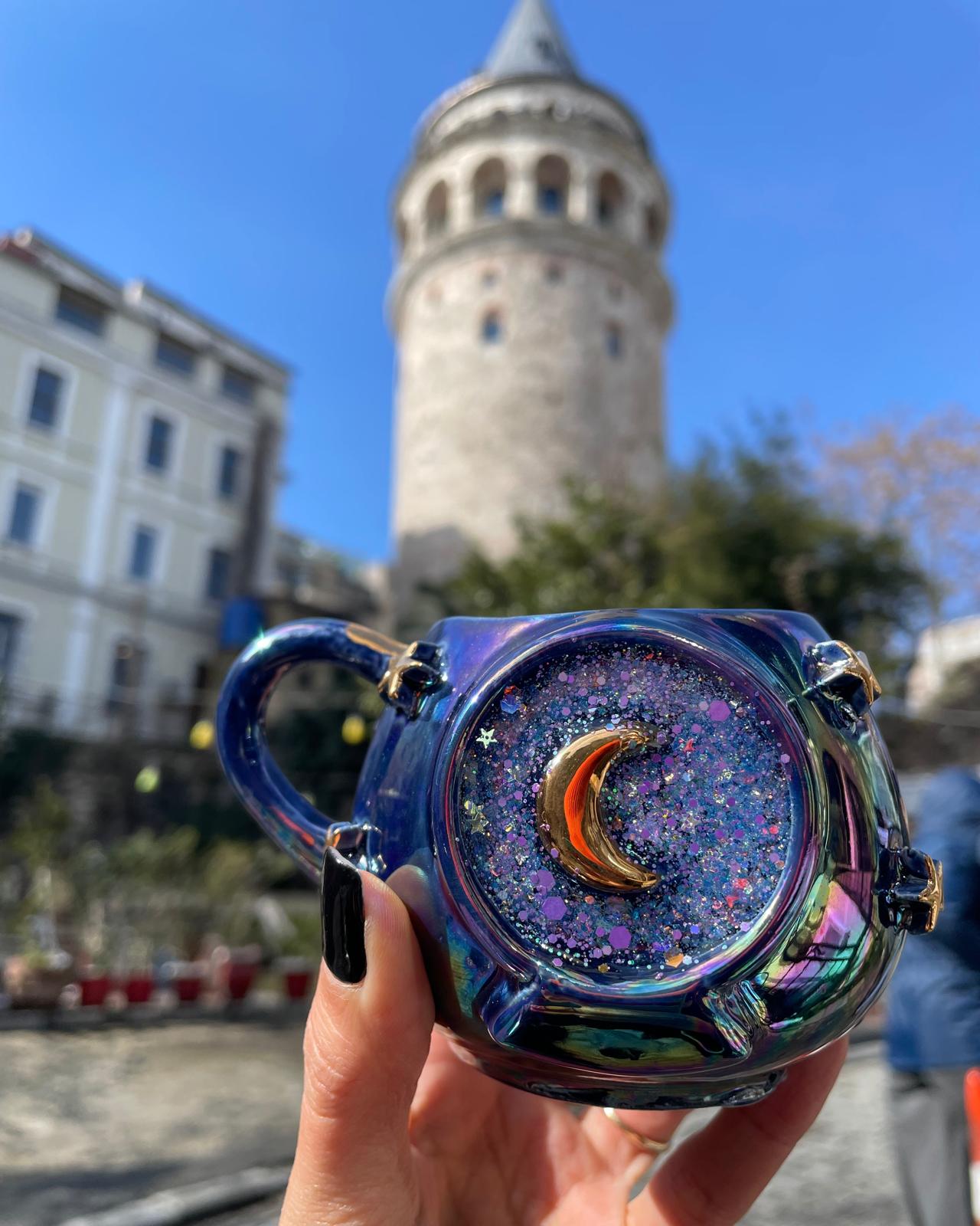 Ay Figür Işıltılı El Yapımı Seramik Kupa Mor
