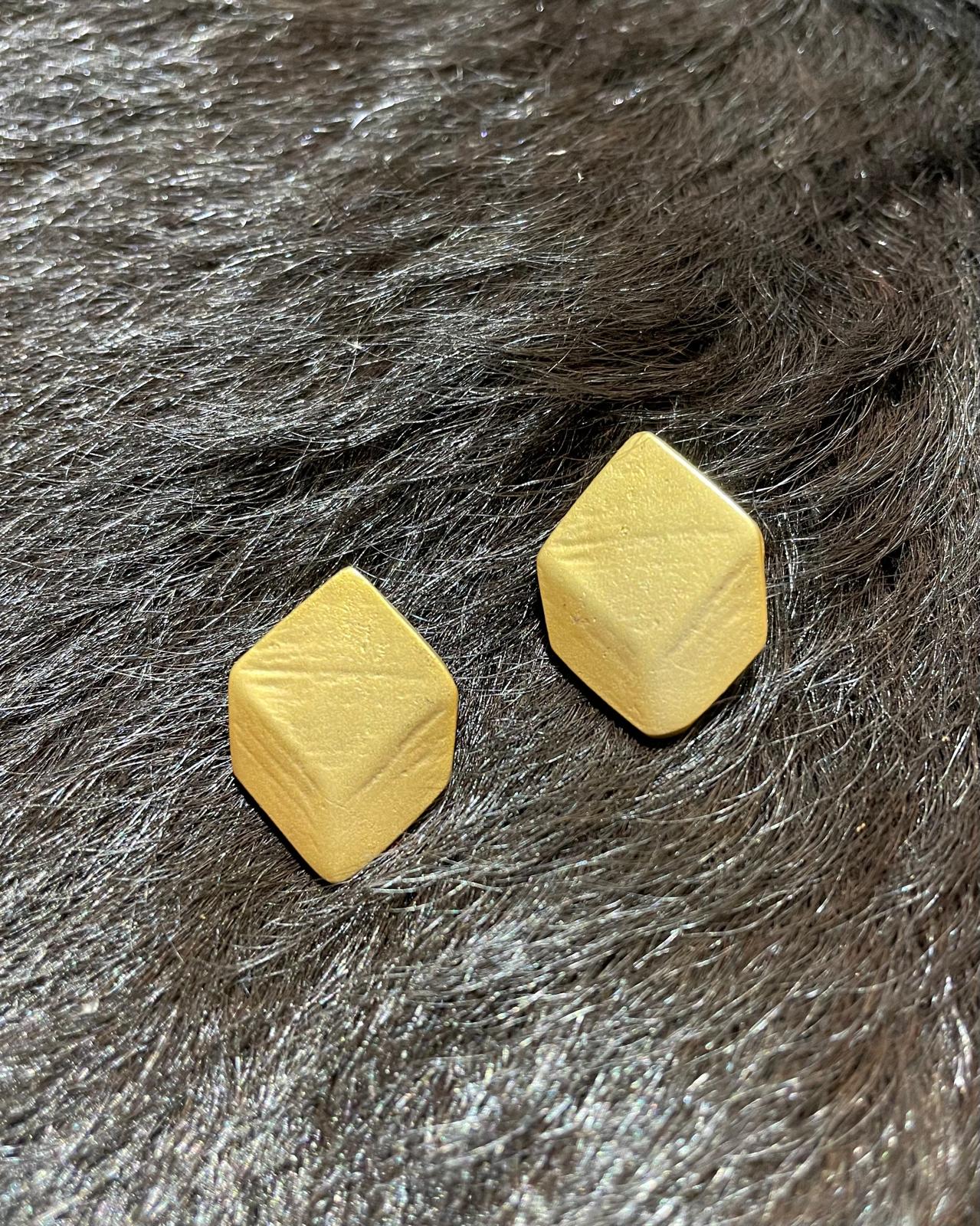 Geometrik Gold Kaplama El Yapımı Küpe
