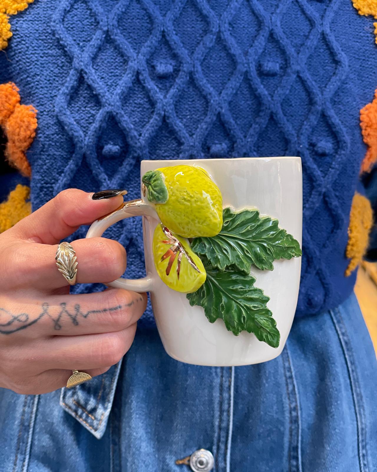 Limon Motifli El Yapımı Seramik Kupa