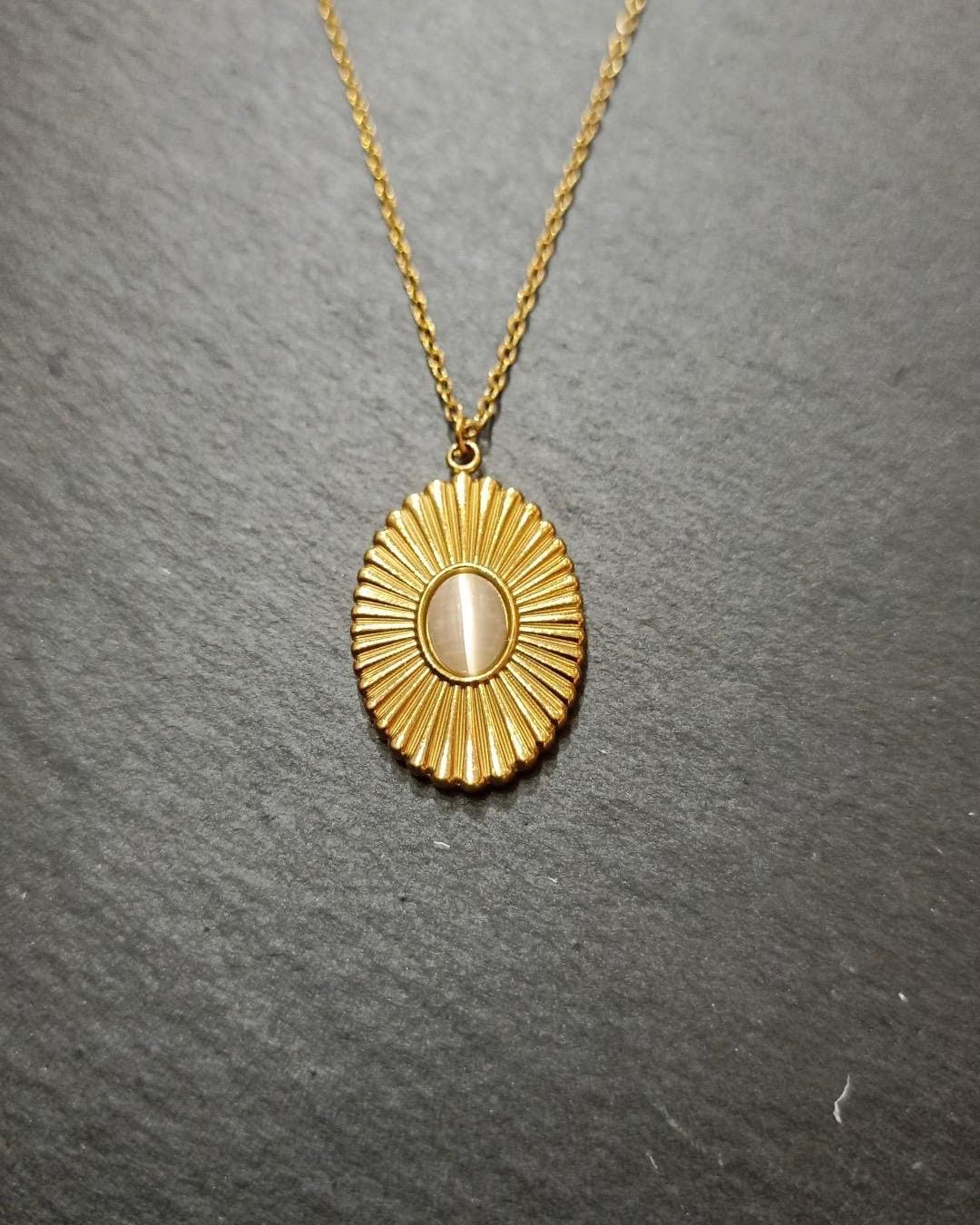 Pearl Sun Vintage Gold Kaplama Kolye