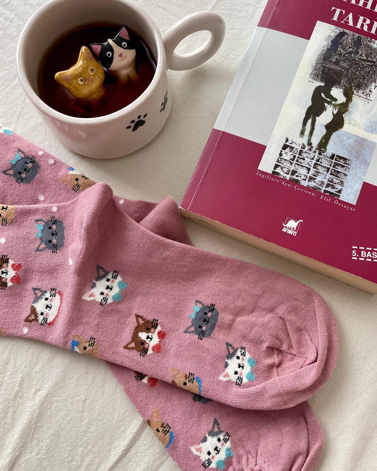 Sevimli Kedi Desenli Pembe Kadın Soket Çorap