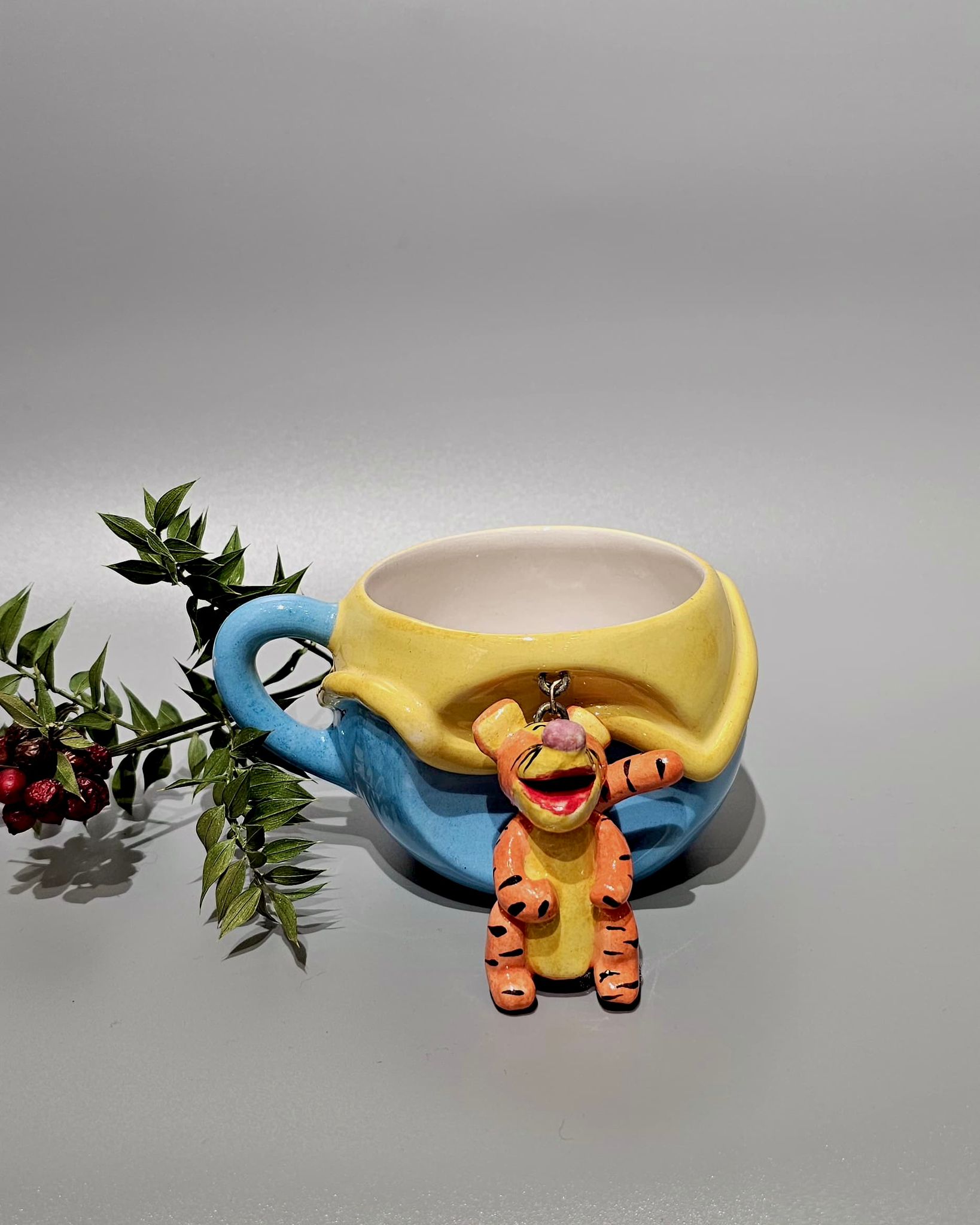 Winnie The Pooh Tigger El Yapımı Seramik Fincan